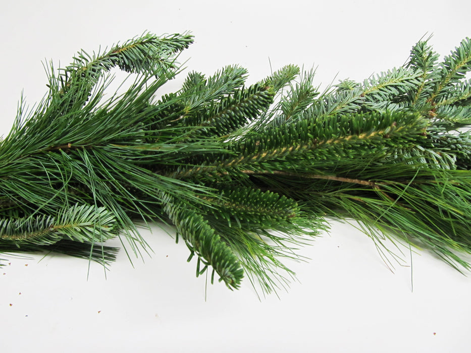 Fraser Fir and Pine Garland - Per Foot - Regular / No 