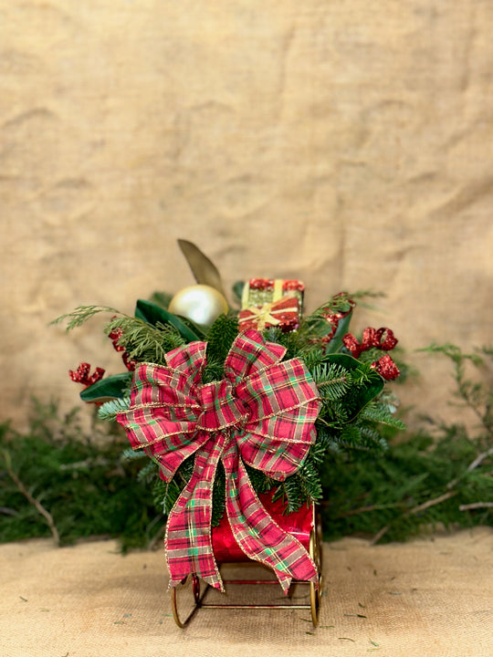 Holiday Sleigh Ride Arrangement