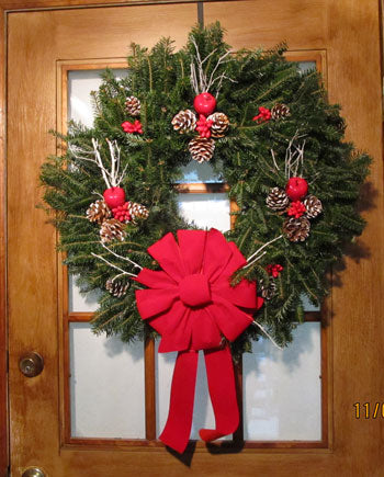 Single Face Decorated Wreath